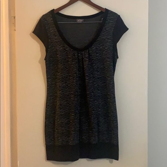 Dresses & Skirts - Dots light weight sweater dress